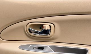 一汽森雅m80 一汽森雅m80