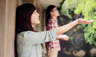 不知不觉的我爱上了你 不知不觉的我爱上了你